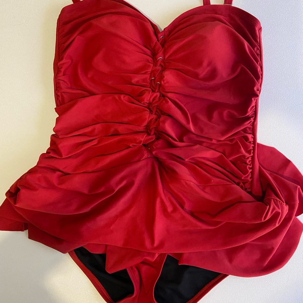 Skirted one piece swimsuit